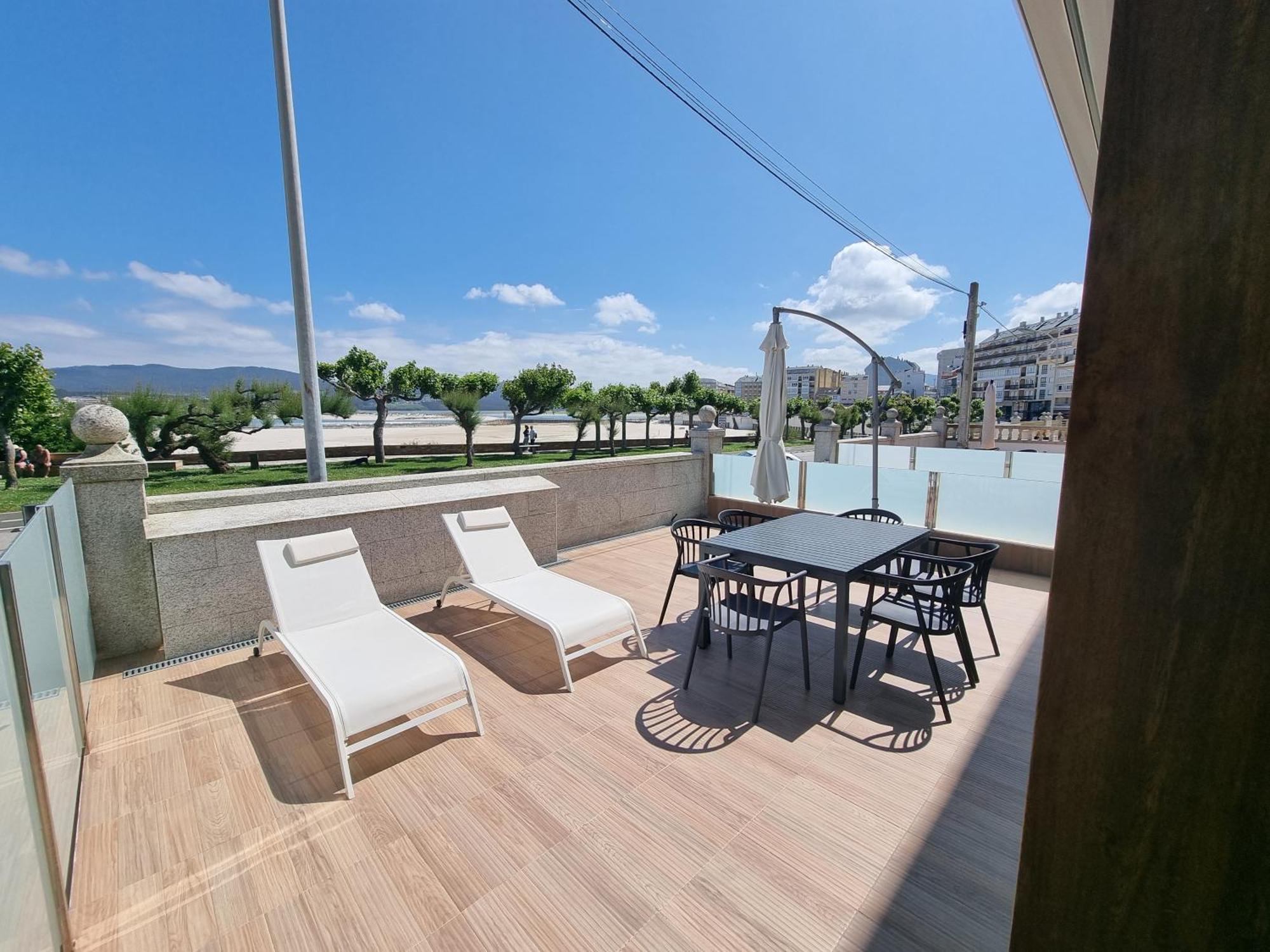 Foz Playa Rapadoira - Bajos Con Terraza Daire Dış mekan fotoğraf