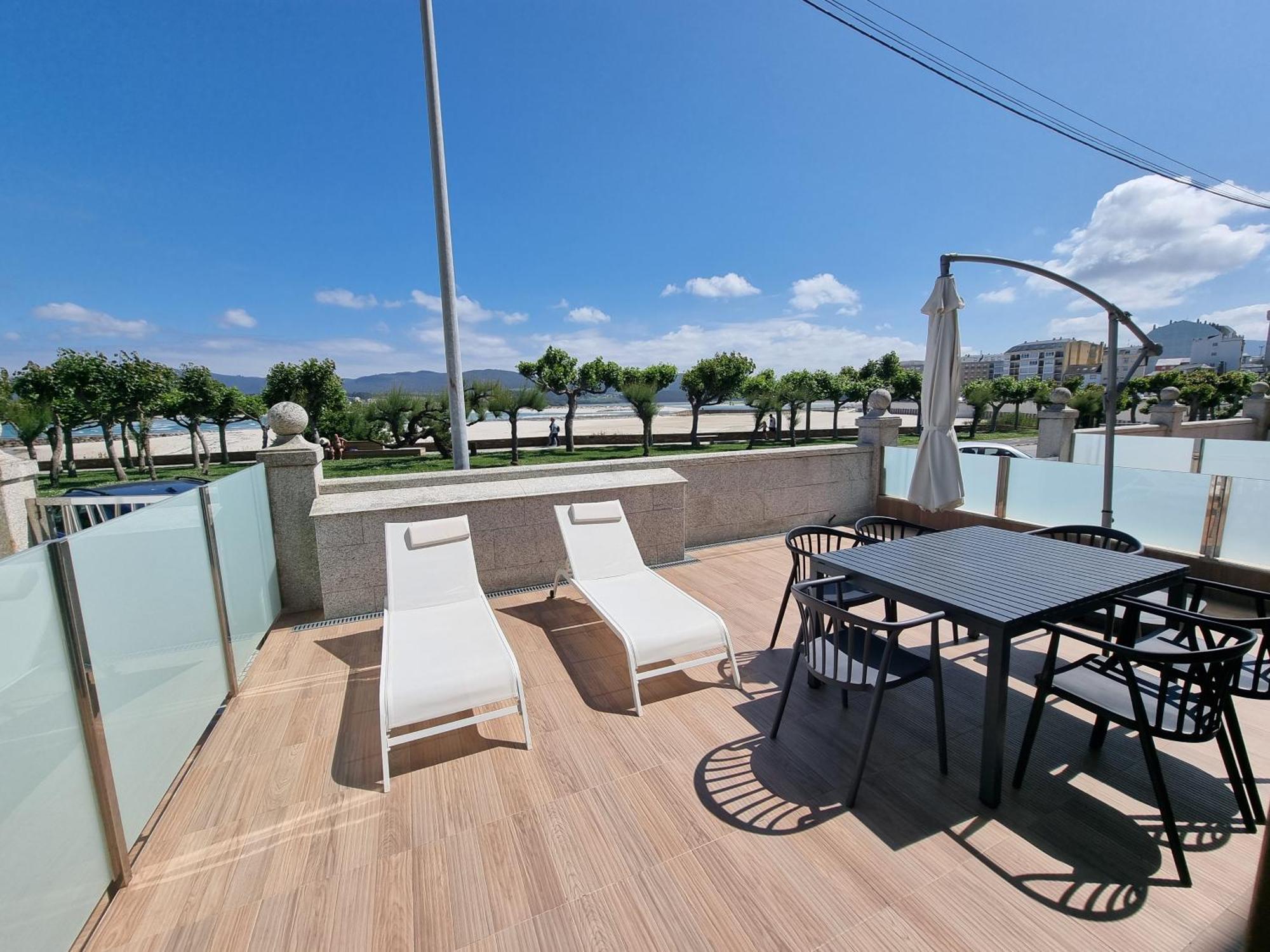 Foz Playa Rapadoira - Bajos Con Terraza Daire Dış mekan fotoğraf